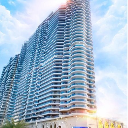 Howard Johnson Plaza By Wyndham Blue Bay Сиануквиль Экстерьер фото